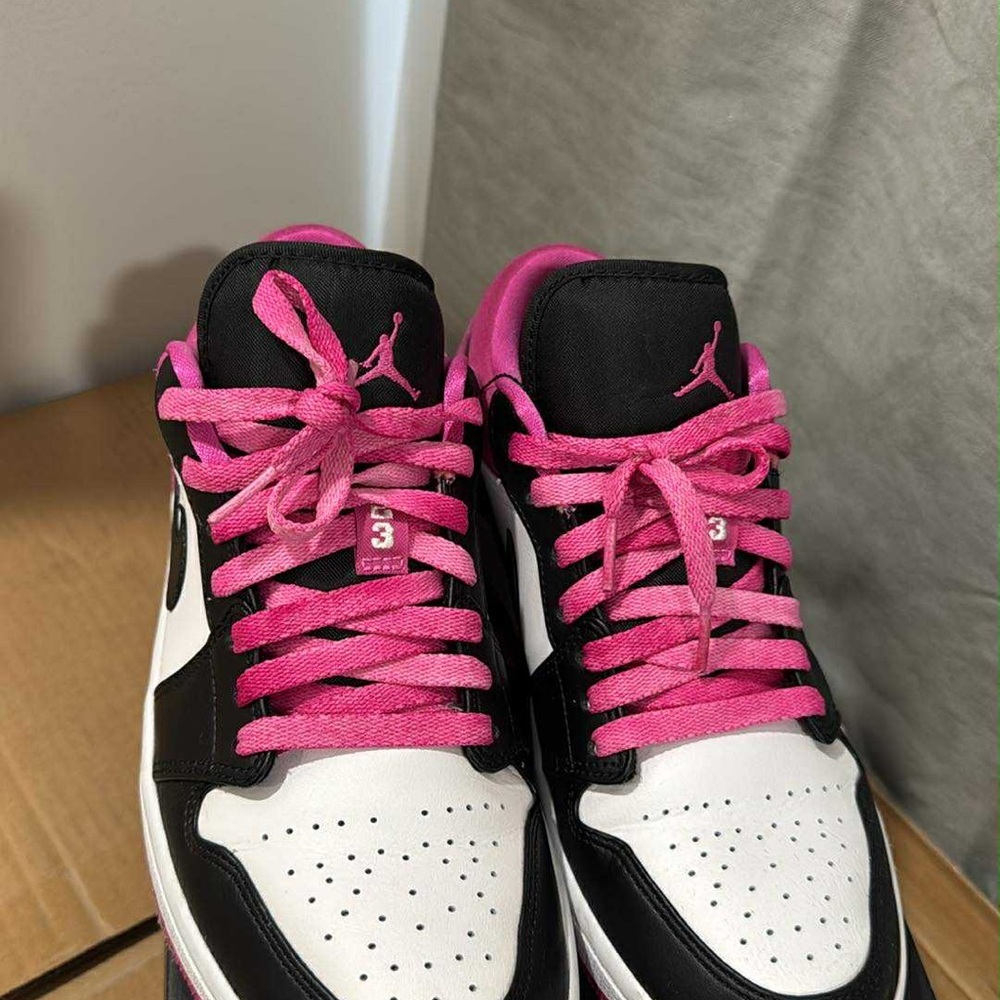 Air Jordan 1 Low Black and Pink Sneakers